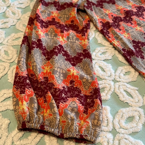 Coral and purple printed blouse - Picture 3 of 5